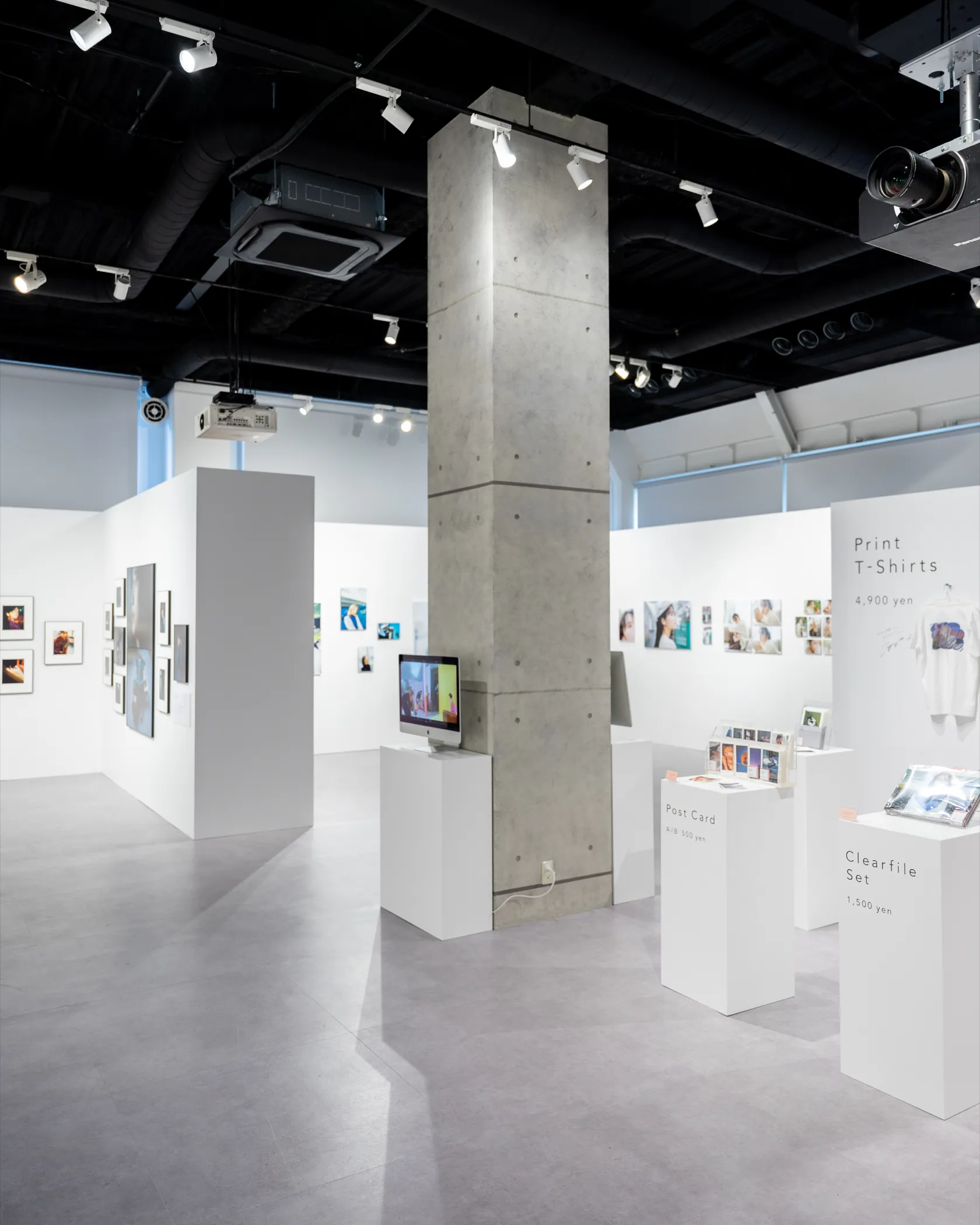 私が撮りたかった女優展 Vol.4 展示風景